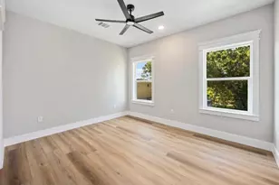 4624 Mayflower St, Houston, TX 77033 - Photo 17