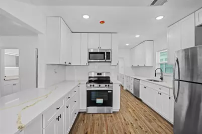 1203 W 6th Street, Freeport, TX 77541 - Photo 11