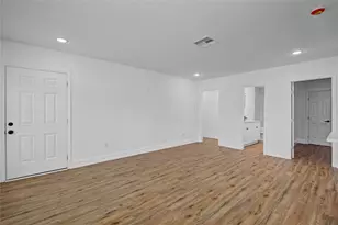 1203 W 6th St, Freeport, TX 77541 - Photo 7