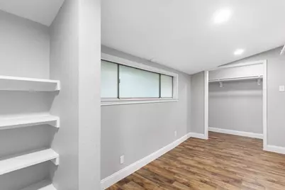 302 E Kay Street, Dayton, TX 77535 - Photo 17