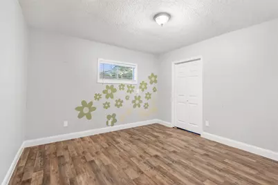 302 E Kay Street, Dayton, TX 77535 - Photo 27