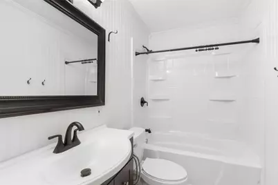 302 E Kay Street, Dayton, TX 77535 - Photo 19