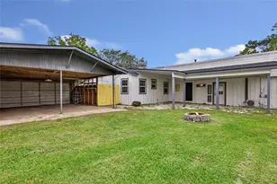 302 E Kay St, Dayton, TX 77535 - Photo 35