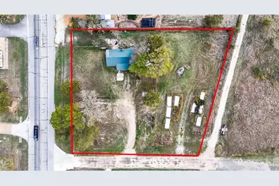 655 Loop 230, Smithville, TX 78957 - Photo 3