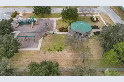 131 Squires Bend, Stafford, TX 77477 - Photo 15