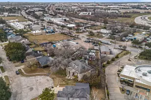 131 Squires Bend, Stafford, TX 77477 - Photo 9