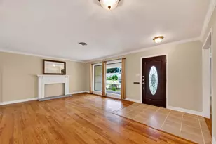 5411 Spellman Rd, Houston, TX 77096 - Photo 3