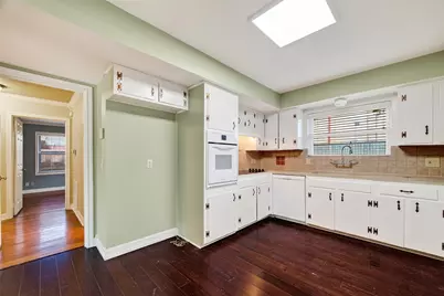 5411 Spellman Road, Houston, TX 77096 - Photo 11