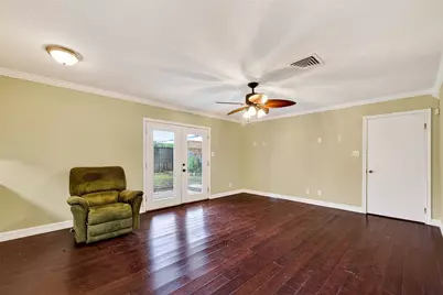 5411 Spellman Road, Houston, TX 77096 - Photo 15