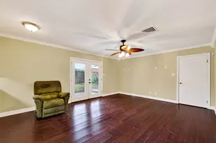 5411 Spellman Rd, Houston, TX 77096 - Photo 15