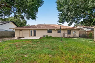 5411 Spellman Road, Houston, TX 77096 - Photo 39