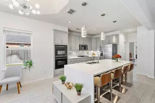 30 S Dulcet Hollow Cir, The Woodlands, TX 77382 - Photo 15