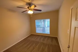 2350 Westcreek Ln, Houston, TX 77027 - Photo 11