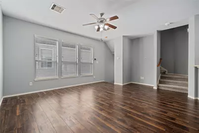 7022 Plum Creek Trail Lane, Houston, TX 77087 - Photo 11