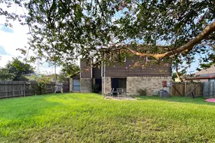 10531 Golden Meadow Dr, Houston, TX 77064 - Photo 9