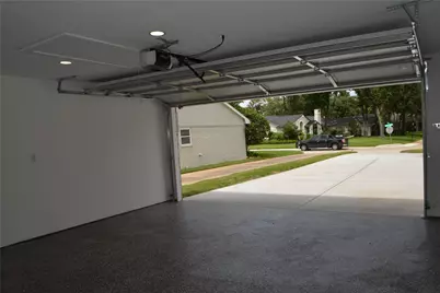 418 Briar Hill Drive, Houston, TX 77042 - Photo 43