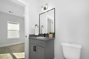 2105 Sam Wilson St, Houston, TX 77020 - Photo 15