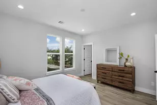 2105 Sam Wilson St, Houston, TX 77020 - Photo 11