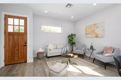 2105 Sam Wilson Street #A, Houston, TX 77020 - Photo 3