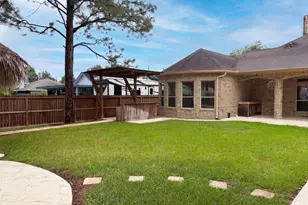 1005 Lewis Dr, Kemah, TX 77565 - Photo 13