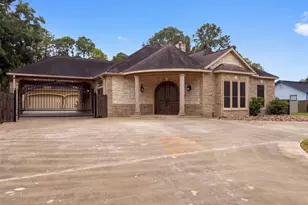 1005 Lewis Dr, Kemah, TX 77565 - Photo 9