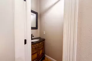 1005 Lewis Dr, Kemah, TX 77565 - Photo 27