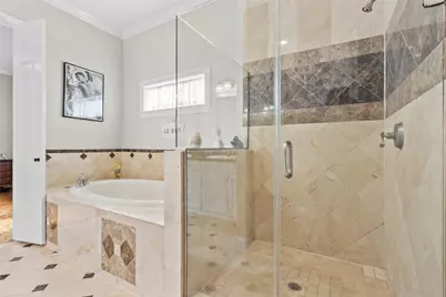 319 W 10th Street, Houston, TX 77008 - Photo 23