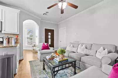 319 W 10th Street, Houston, TX 77008 - Photo 27