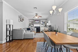 319 W 10th St, Houston, TX 77008 - Photo 37