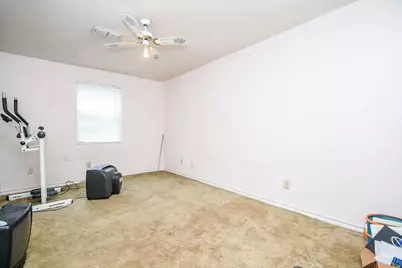 5942 Pershing Street, Houston, TX 77033 - Photo 15