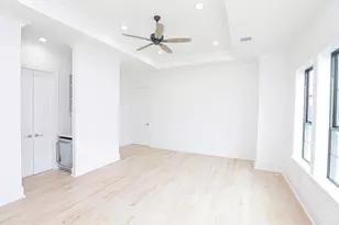 2122 Blalock Rd, Houston, TX 77080 - Photo 9