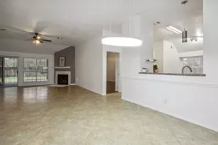 18617 NW Hiddenbay Way Dr, Spring, TX 77379 - Photo 9