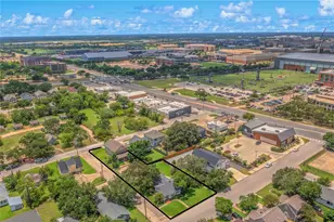 208 Fairview Ave, College Station, TX 77840 - Photo 9