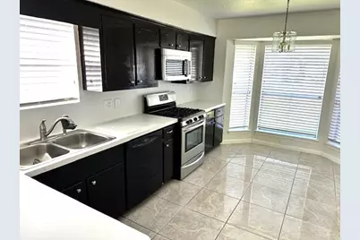 8115 Western Trail Dr, Houston, TX 77040 - Photo 11