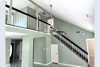 8115 Western Trail Dr, Houston, TX 77040 - Photo 9