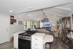 638 Big Lake Dr, Livingston, TX 77351 - Photo 15