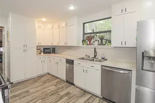 638 Big Lake Dr, Livingston, TX 77351 - Photo 13