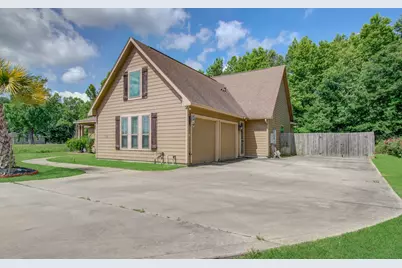 314 Martin L King Street S, Ames, TX 77575 - Photo 35