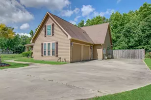 314 Martin L King Street S, Ames, TX 77575 - Photo 35