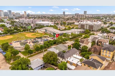 310 W Bell Street, Houston, TX 77019 - Photo 41