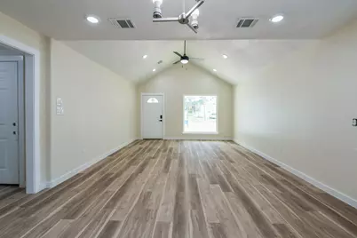 18715 Ratho Court, Conroe, TX 77306 - Photo 11