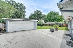 6034 Cartagena St, Houston, TX 77035 - Photo 33