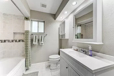 6034 Cartagena Street, Houston, TX 77035 - Photo 25