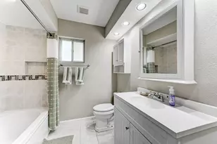 6034 Cartagena St, Houston, TX 77035 - Photo 25