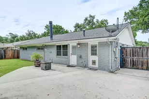 6034 Cartagena St, Houston, TX 77035 - Photo 37