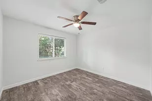 14 Summer Crest Cir, The Woodlands, TX 77381 - Photo 25