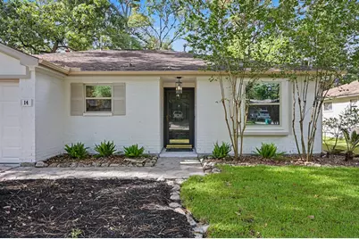 14 Summer Crest Circle, The Woodlands, TX 77381 - Photo 3