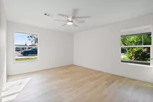 6527 Beekman Rd, Houston, TX 77021 - Photo 9