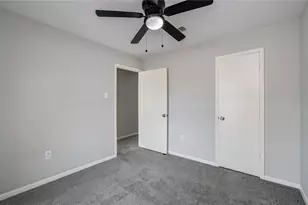 5714 Easthampton Dr, Houston, TX 77039 - Photo 17