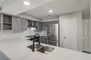 5714 Easthampton Dr, Houston, TX 77039 - Photo 7